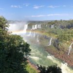 O arco iris cortando e encantando as cataratas - Foz do Iguaçu, Paraná