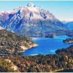 Ao fundo, a grandiosa Cordilheira dos Andes - Bariloche, Argentina