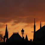 Final de tarde perto de Fez, mostrando os contornos da arquitetura com influência islâmica - Marrocos, África