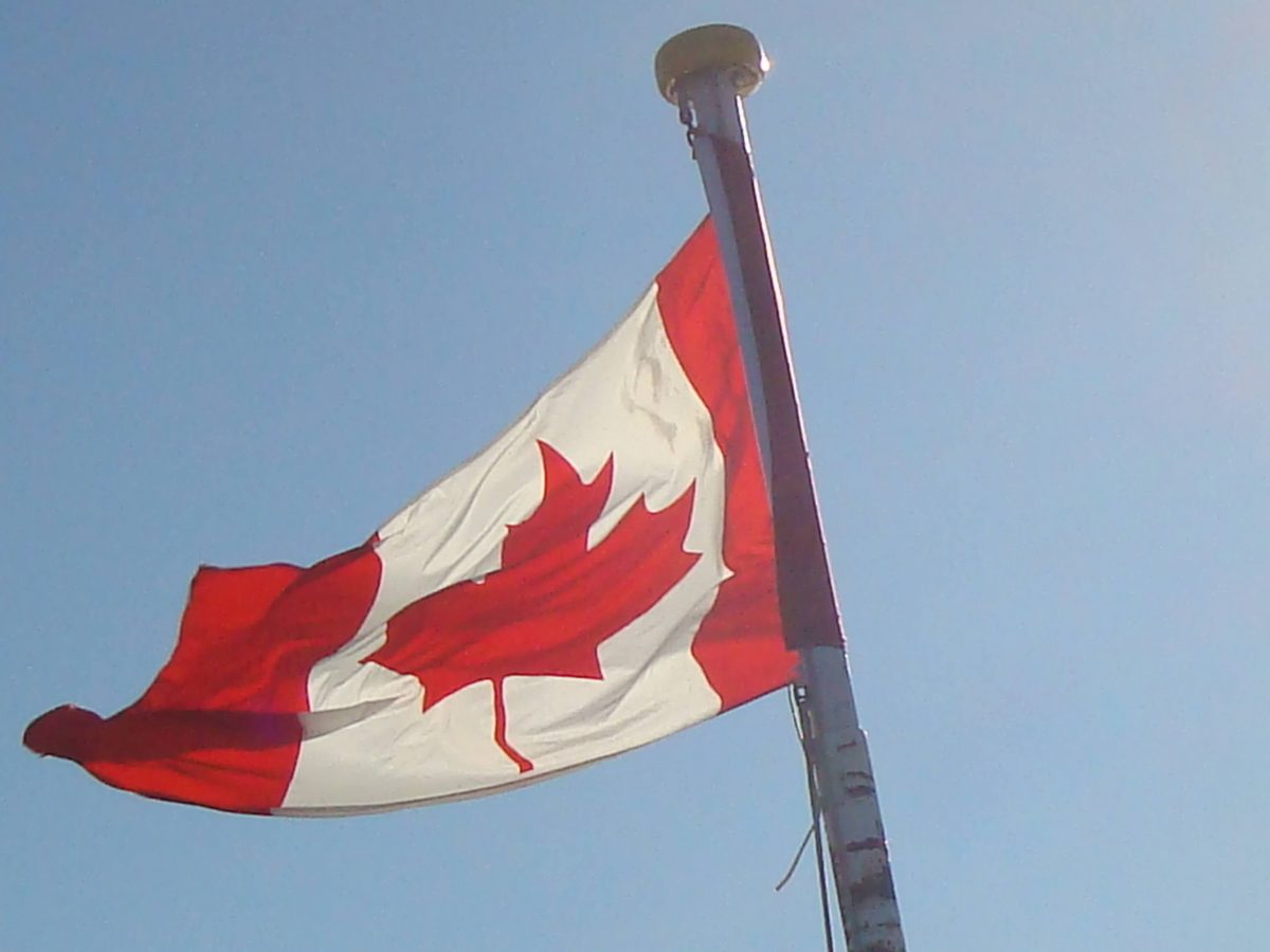 Bandeira do País. Canadá lado oeste e seus encantos